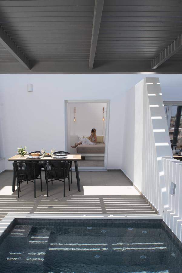 Valery Suites Fira  Esterno foto